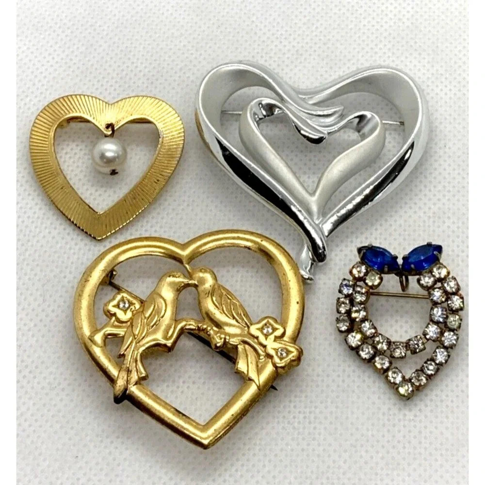 Vintage Lot of 4 Gold Tone Silver Tone Heart‎ Brooch Birds Rhinestone Faux Pearl